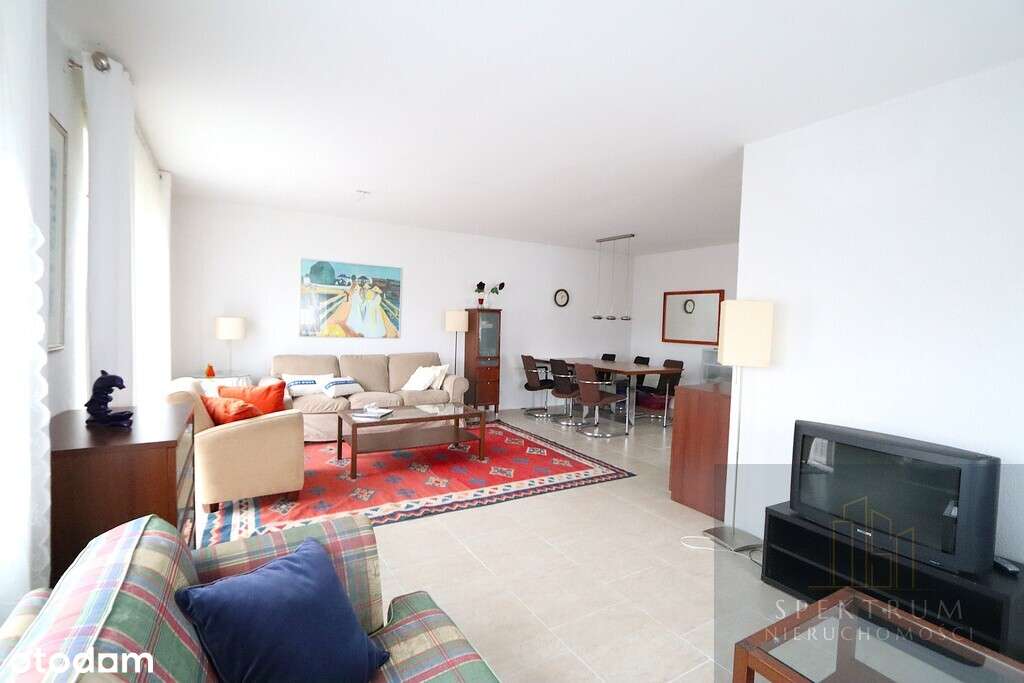 Dom z trzema niezależnymi mieszkaniami. - Pełny obrazek: 3/19