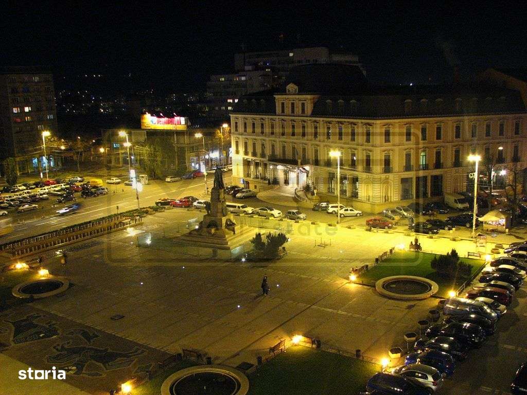 Piata Unirii- Ultracentral- Spatiu Comercial Horeca / Medical -1100 mp - Imagine principală: 2/3