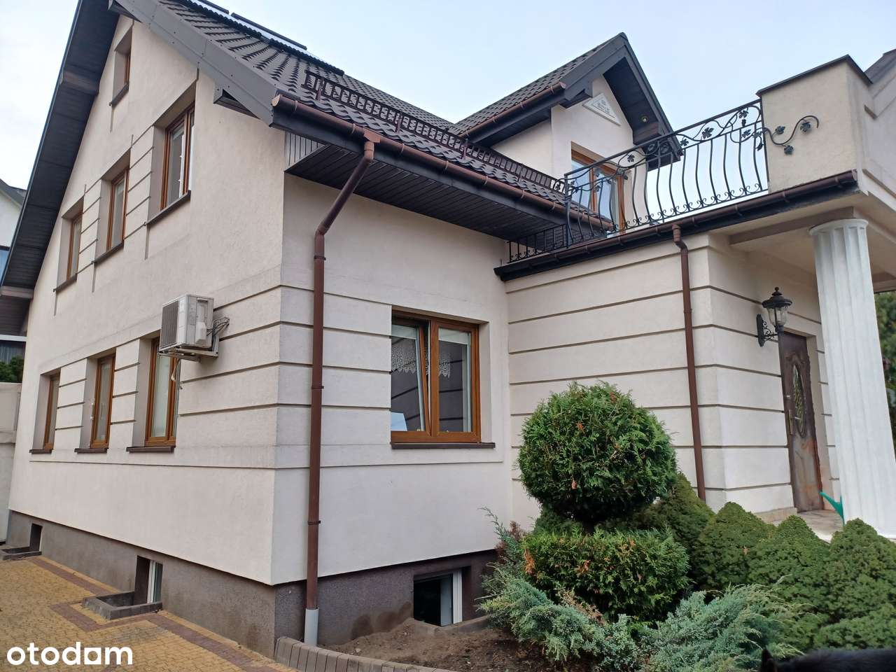 Przestrzeń bez kompromisów: ~350 m² + ogromny garaż-1