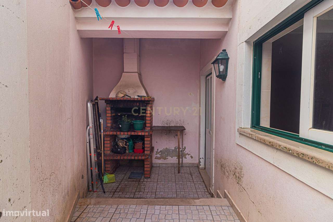 Casa T3 em Santa Maria, Torres Vedras - Oportunidade Única!-31