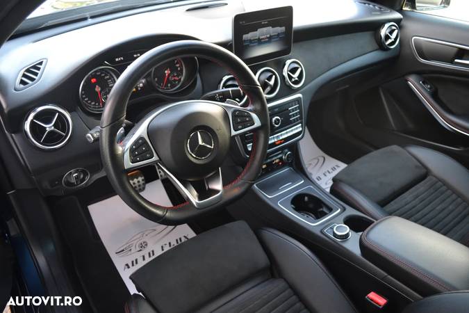 Mercedes-Benz GLA 220 4MATIC - 9