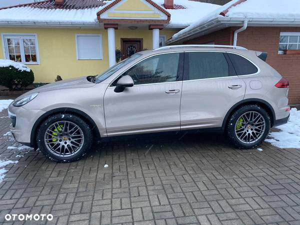 Porsche Cayenne S Hybrid Tiptronic S - 1