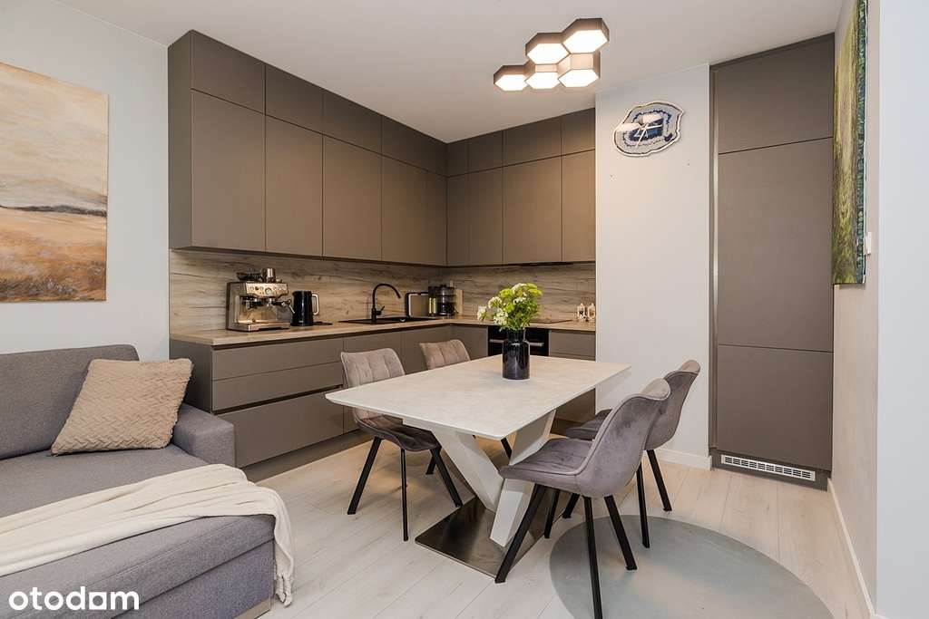 Unikatowy ogród 248 m2 | Komórka w cenie-0