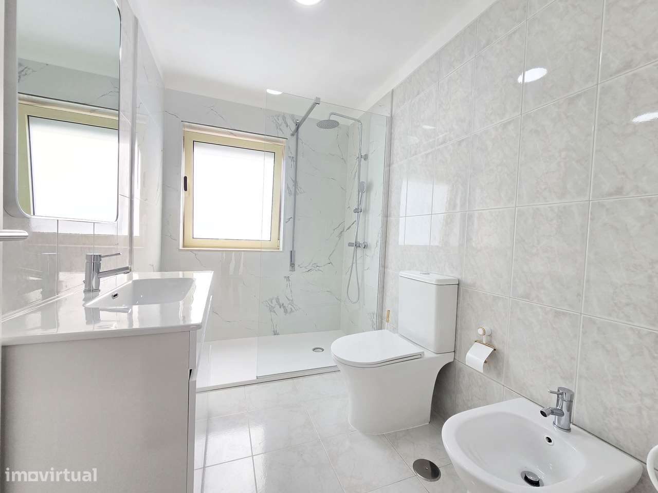 Moradia 5 quartos-18