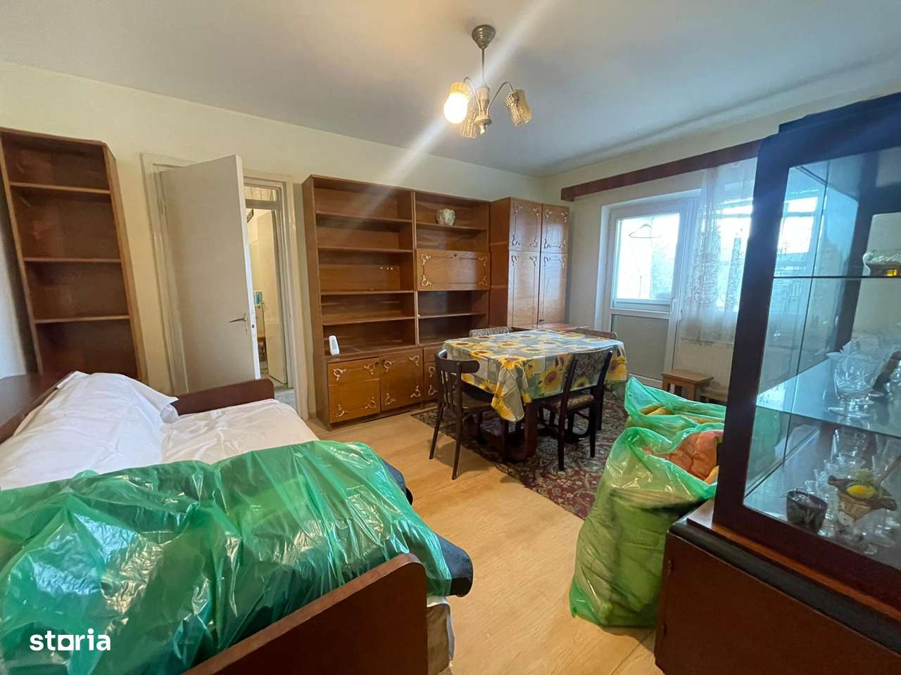 NORD - 22 decembrie, Apartament 2 cam, etaj 3, bucatarie mare, an 1980-3