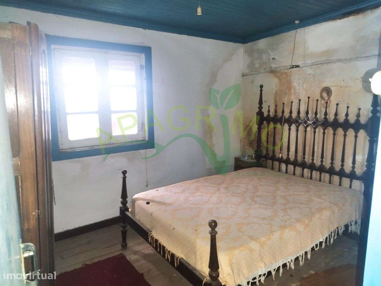 Casa para reconstrução em Penela da Beira-10