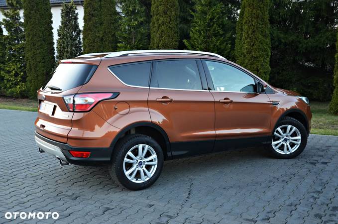 Ford Kuga 1.5 EcoBoost 2x4 Titanium - 22