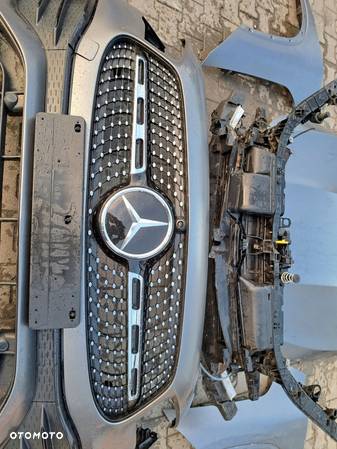 Mercedes 247 gla zderzak maska lampy pas chłodnice - 6