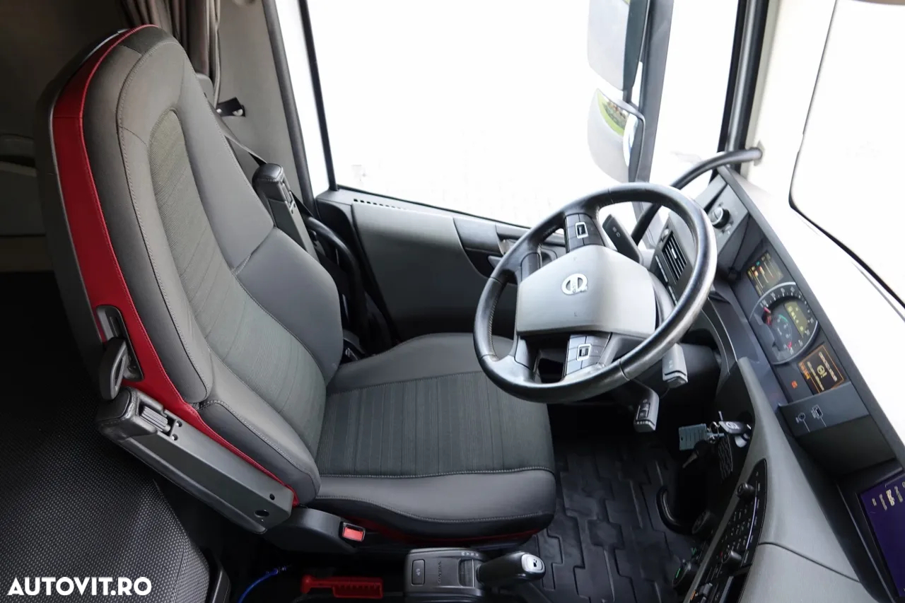 Volvo FH 500 / RETARDER / AER CONDIȚIONAT PARCARE / IMPORTAT / AN 2018 - 28