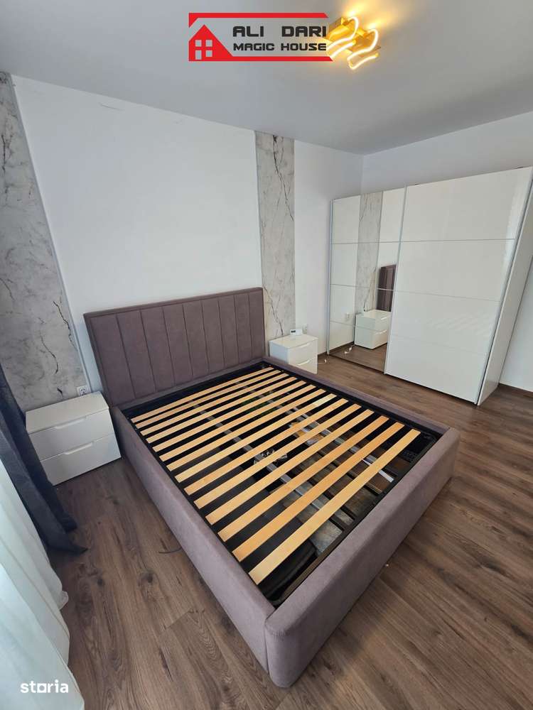 Bloc cu lift - Apartament 2 camere plus terasă - Priveliște către oraș-9