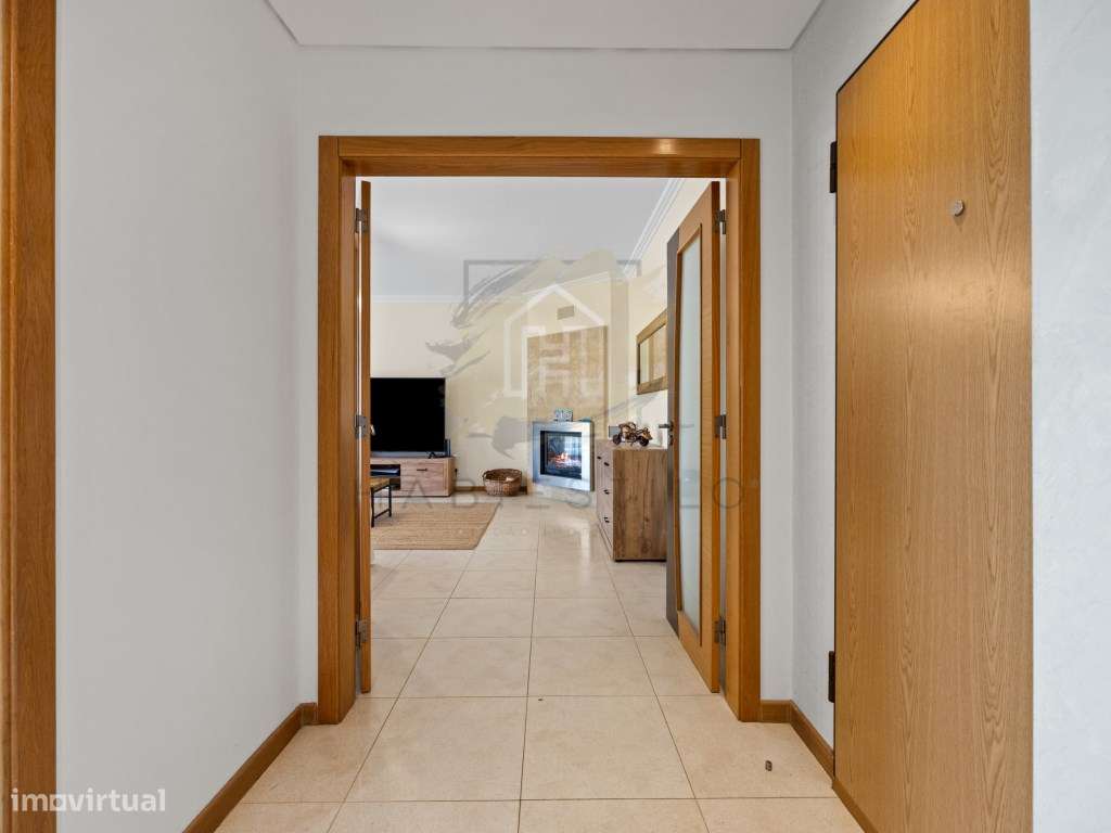 Apartamento T2 com lugar de garagem-10