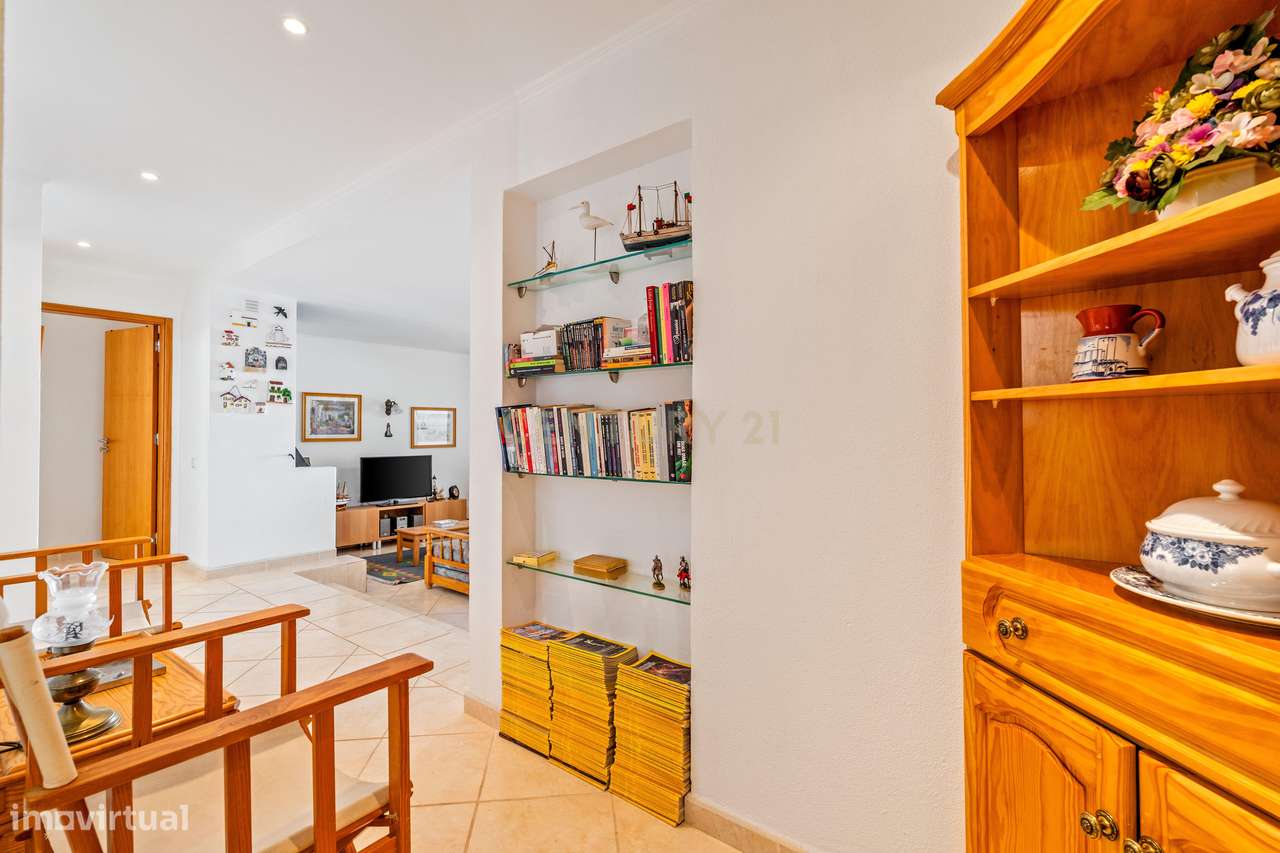 APARTAMENTO T2 COM PISCINA EM CONDOMÍNIO PRIVADO – VILAMOURA - Grande imagem: 3/34