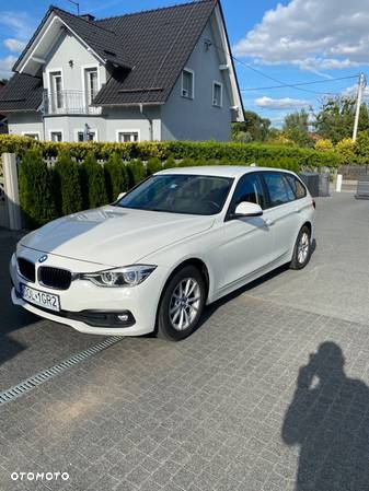 BMW Seria 3 318d - 2