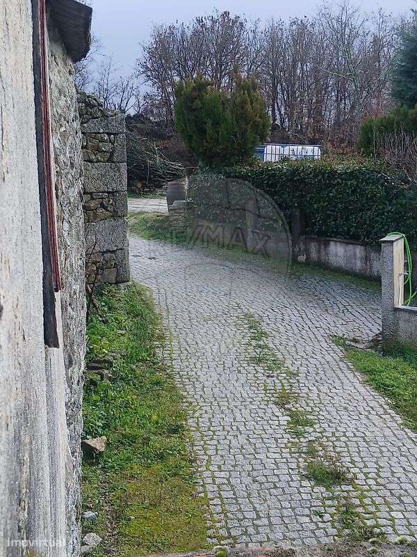 Moradia T2 para venda-6