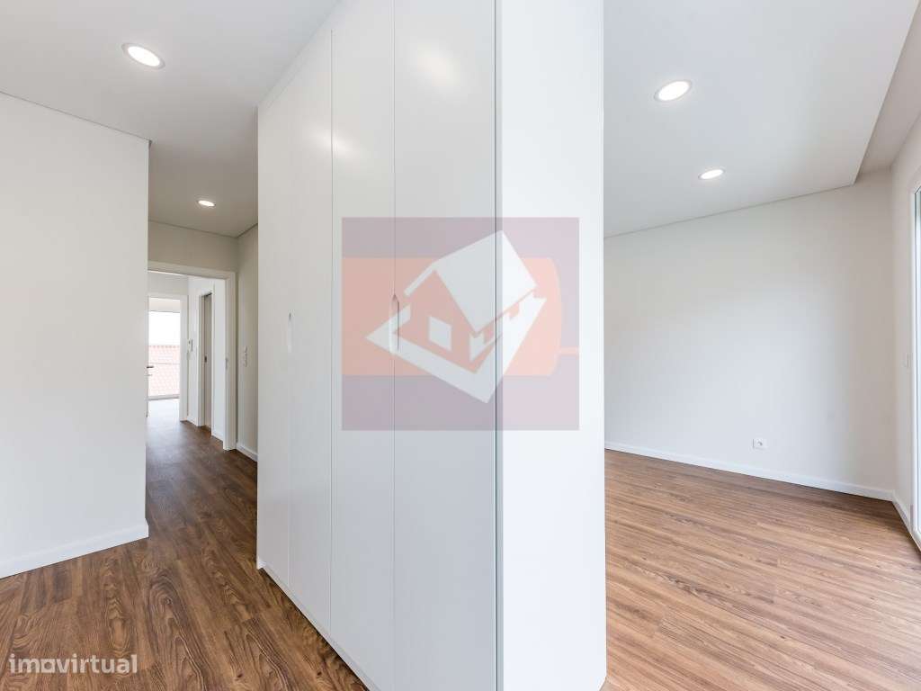 Moradia V5 nova no Bairro do Trigache em Famões-29