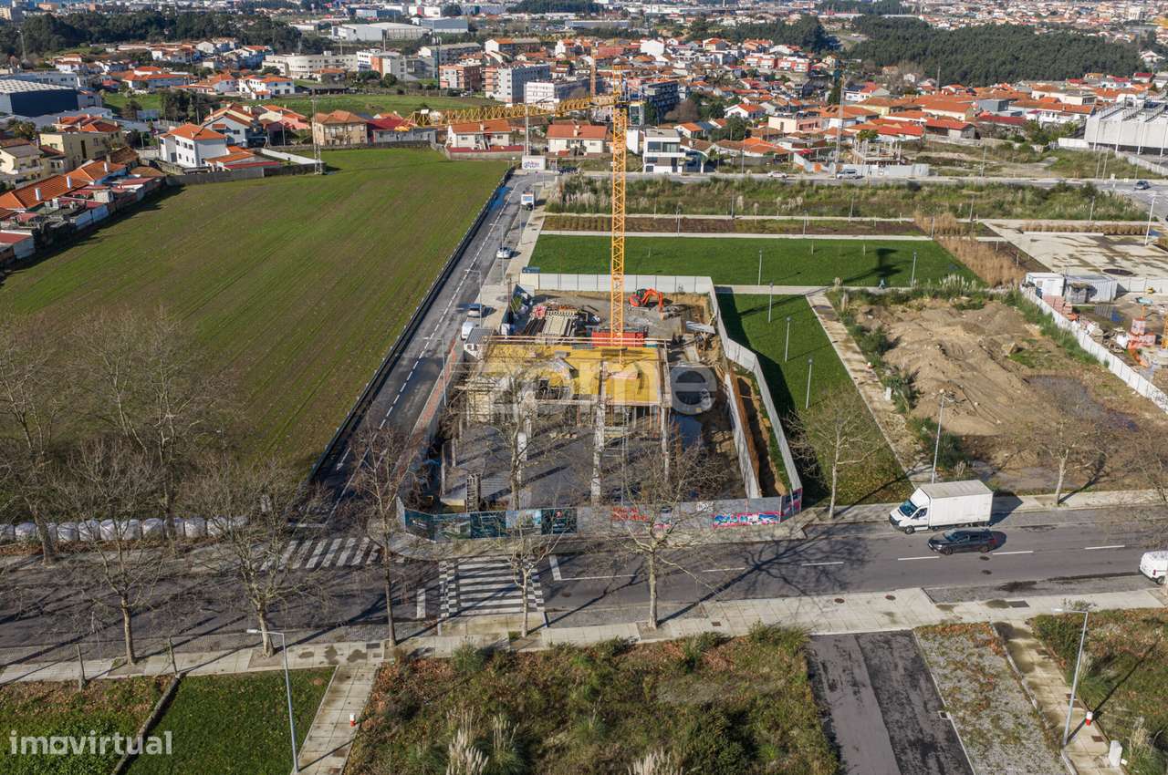 T2 Novo com Varanda e Garagem Um Novo Conceito de Morar Bem - Grande imagem: 2/31