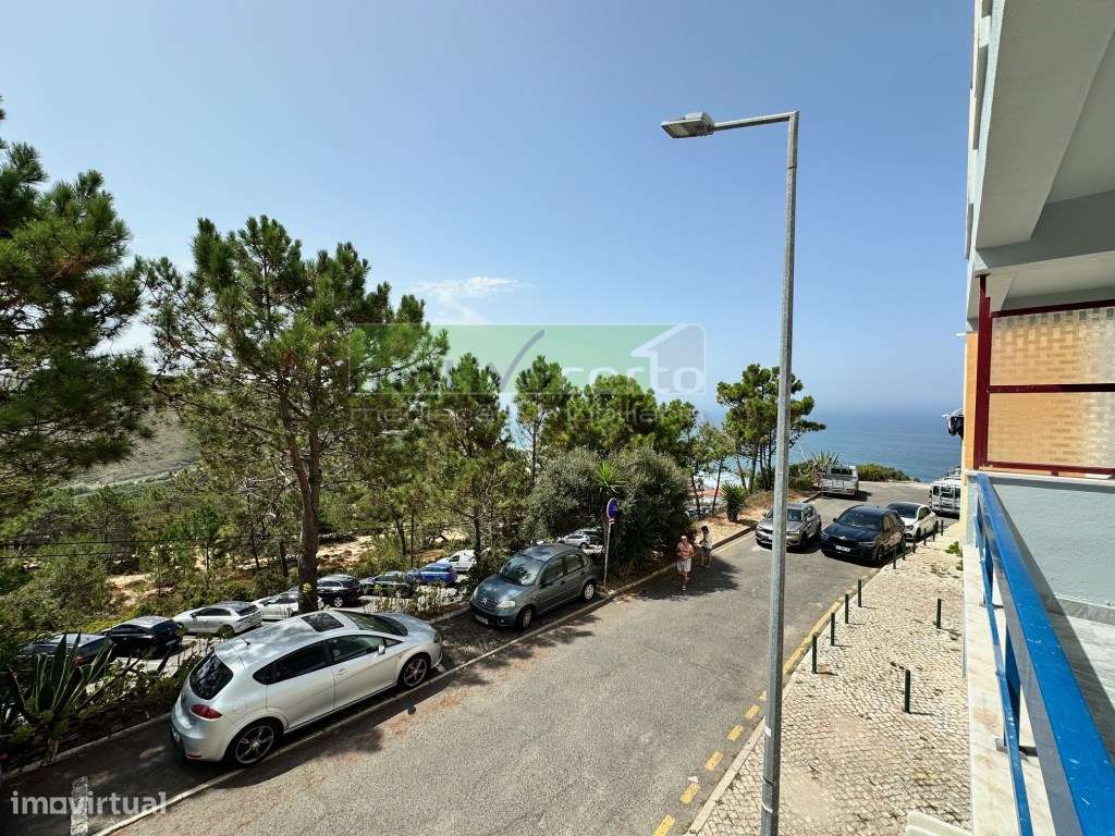 T1 com Varanda e Parqueamento. Vista para a Praia do Magoito-15