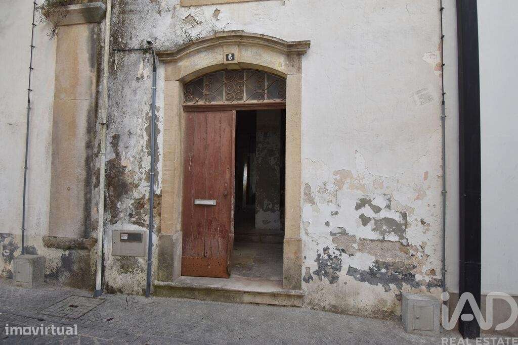 Casa / Villa T4 em São Miguel, Santa Eufémia e Rabaçal de 275 m2 - Grande imagem: 4/22