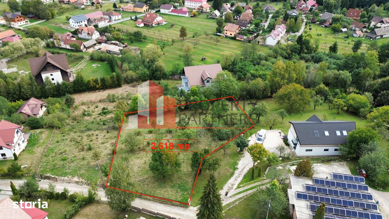 Teren cu vedere la Castelul Bran - Imagine principală: 1/2