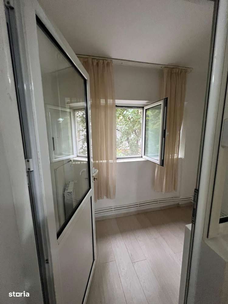 Apartament 2 camere etaj 2/4 -50 mp Zona Piata Moldovei - Imagine principală: 4/6