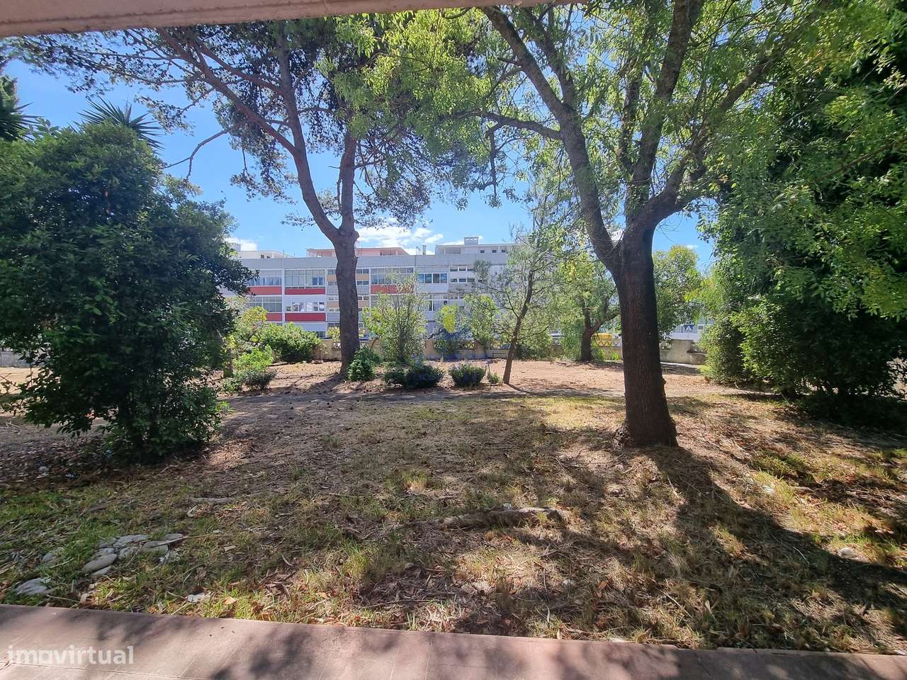 Moradia T6 em Carcavelos-32