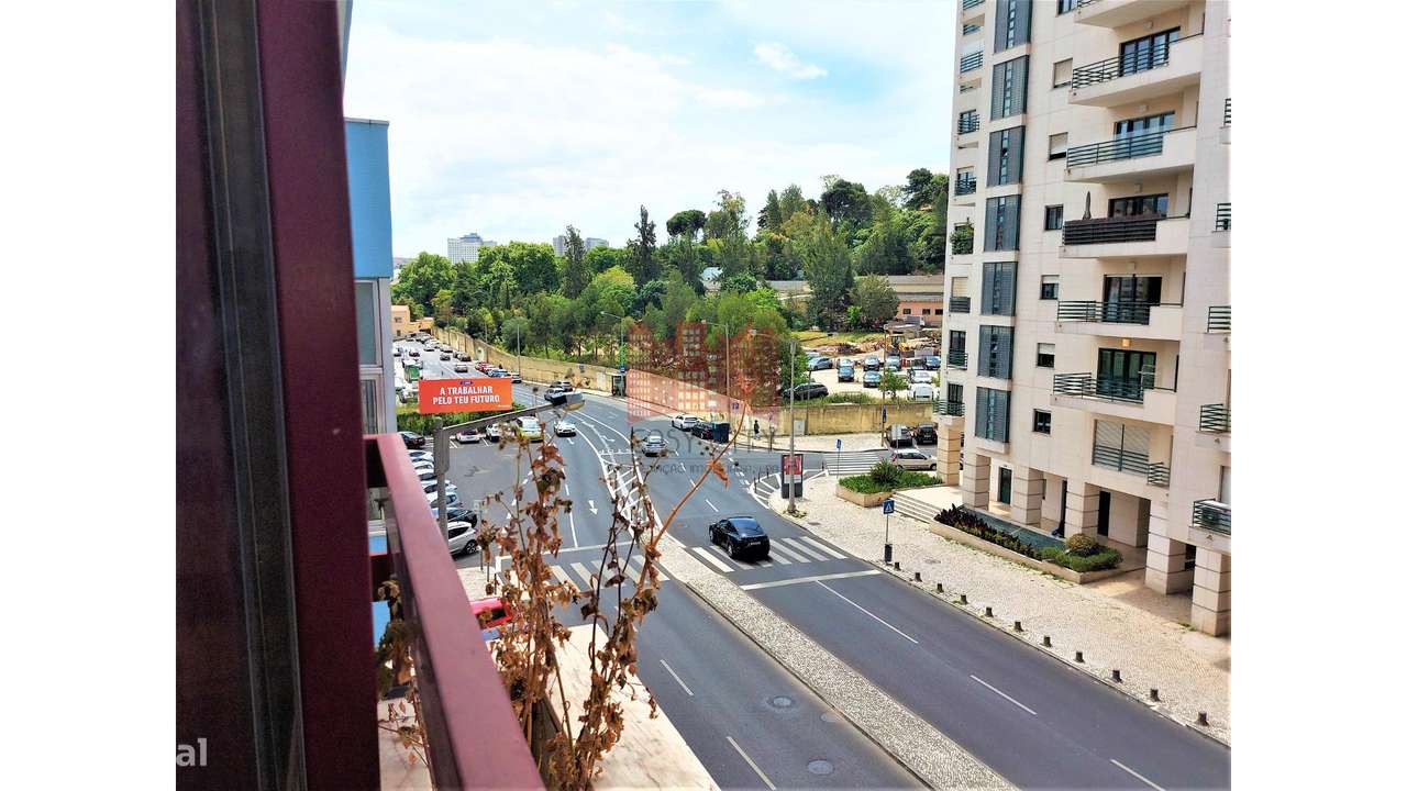 Apartamento T3 em Laranjeiras-25