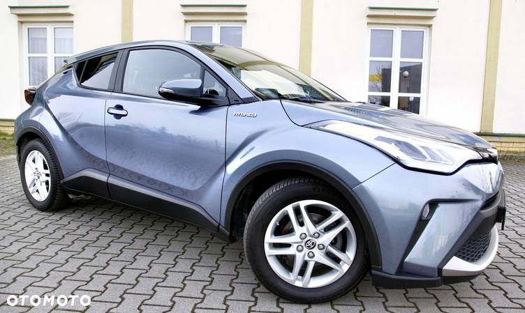 Toyota C-HR Hybrid Style Selection - 28