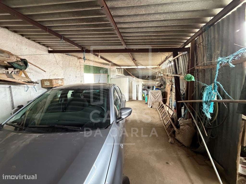 Moradia T2 com quintal e garagem em Selmes-23