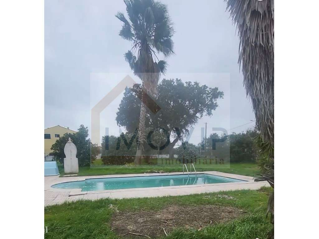 Moradia Terrea em Glória do Ribatejo-6