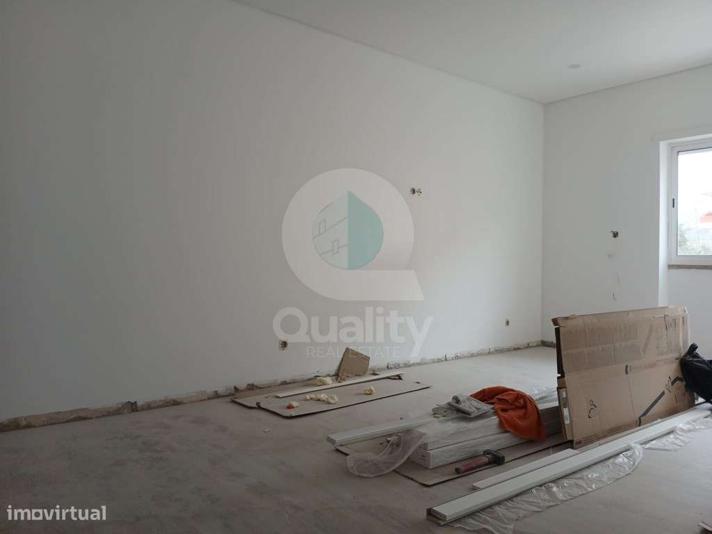 Apartamento T4 Totalmente Renovado - Verderena - Grande imagem: 5/11