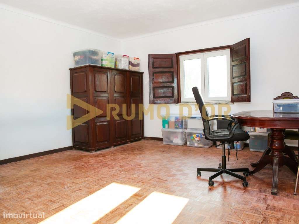 Quinta para Venda com Grande Potencial em Castanheira do Ribatejo-3