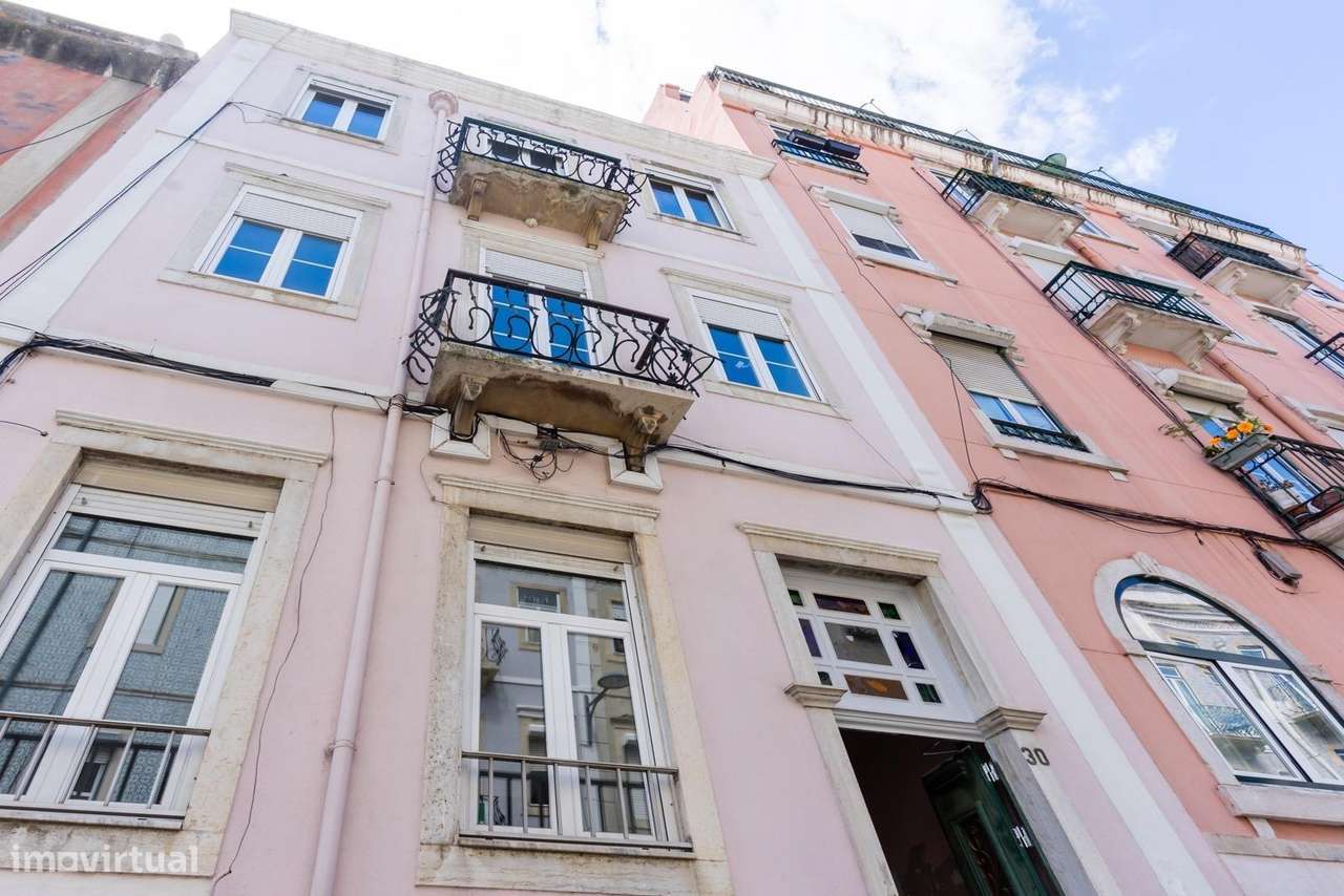 T3+1 Duplex em Edifício Recuperado!-26