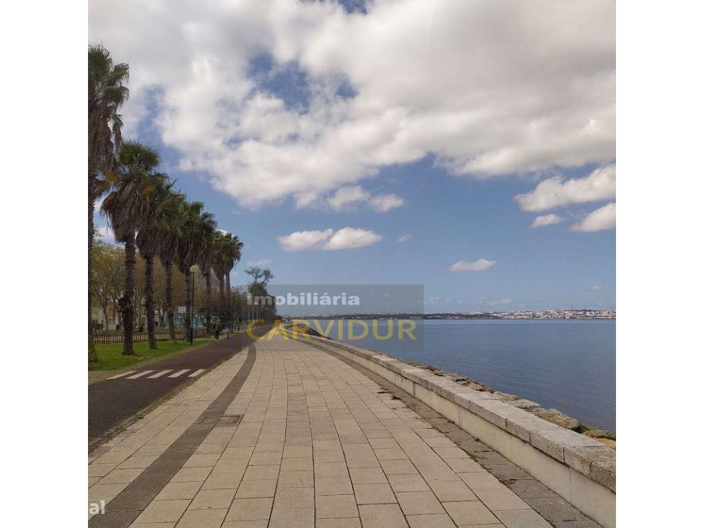 Alto Seixalinho T2 totalmente remodelado e equipado-17