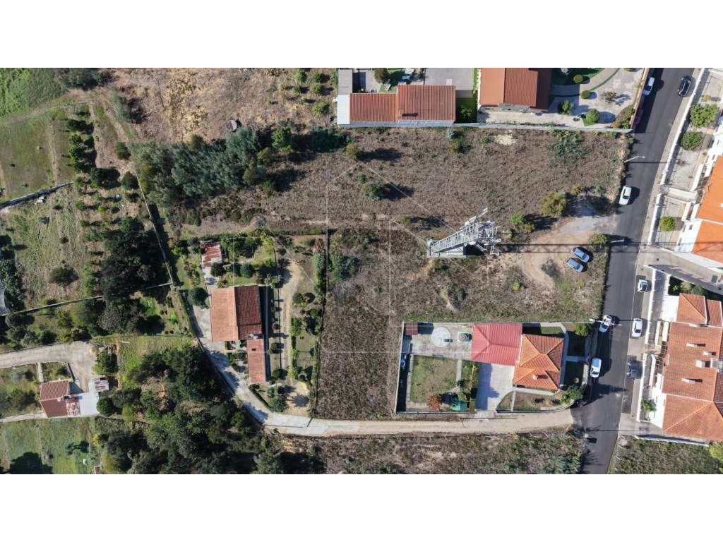 Terreno para construção de edifício habitacional - Ninho d'Águia, Á...-8