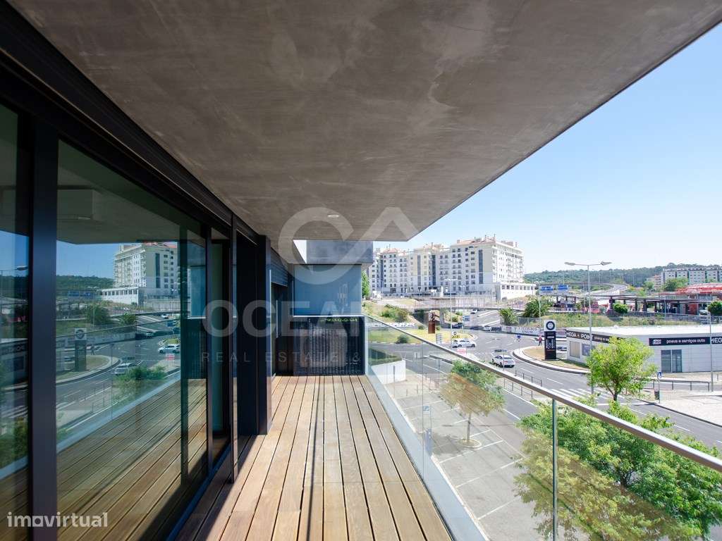 T1 no LUX PRIME, em frente ao Estádio do Benfica - Grande imagem: 5/23