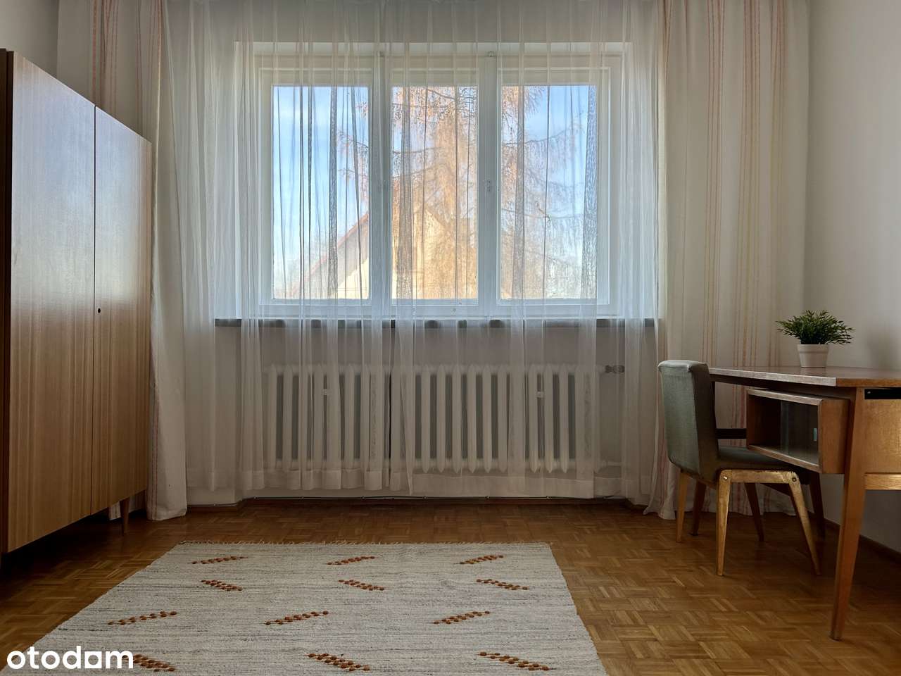 Unikatowy dom wolnostojący z dużym potencjałem - w zacisznej uliczce!-12