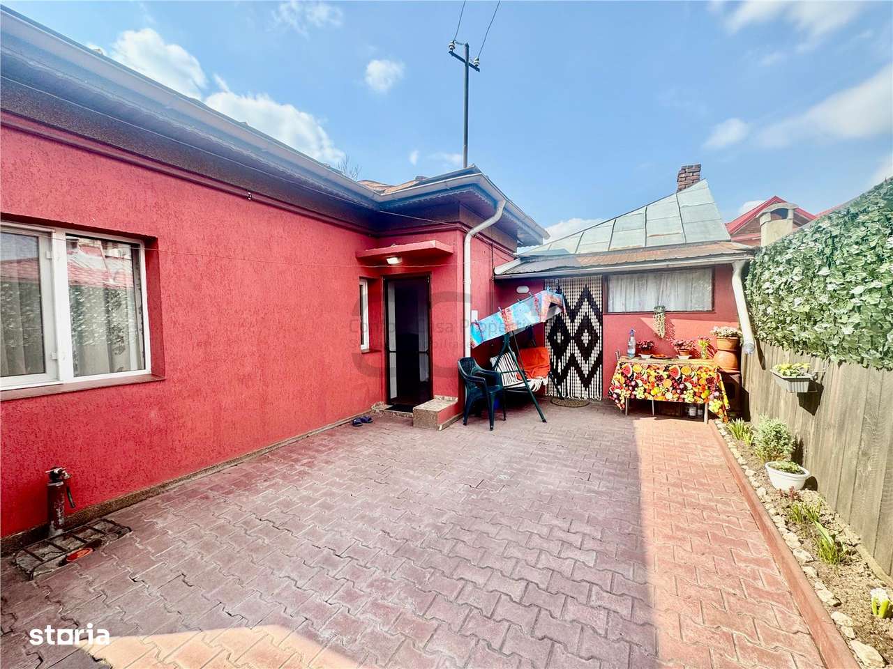 Casa individuala - singur curte-0