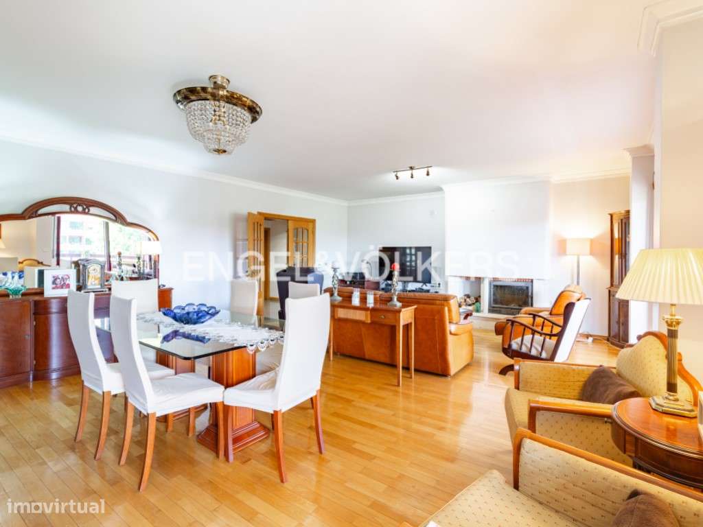 T4 com Vista Rio e Garagem em Oeiras - Grande imagem: 4/32