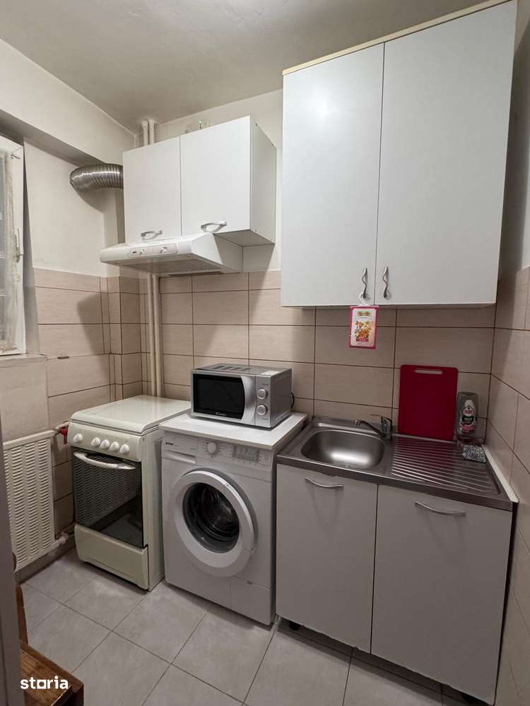 Costin Georgian stradal - Imagine principală: 2/7