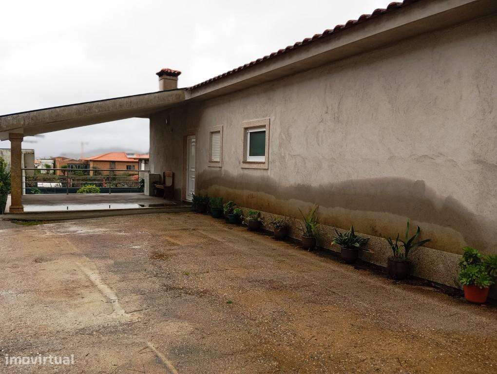 Moradia V3 Santo Tirso - Grande imagem: 2/12