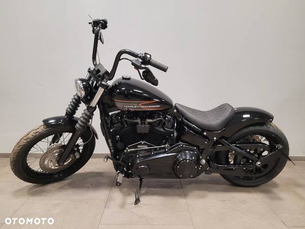 Harley-Davidson Softail Standard - 2