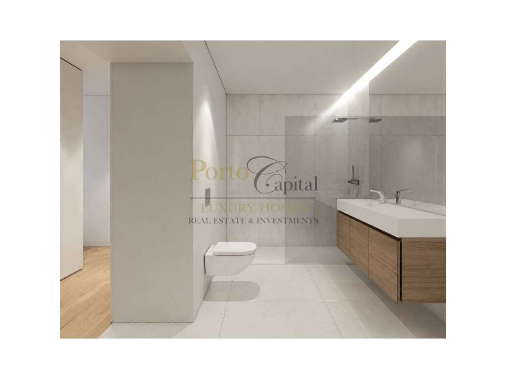 ULTIMO APARTAMENTO DISPONIVEL
FANTASTICO APARTAMENTO T3, COM VARAN...-8