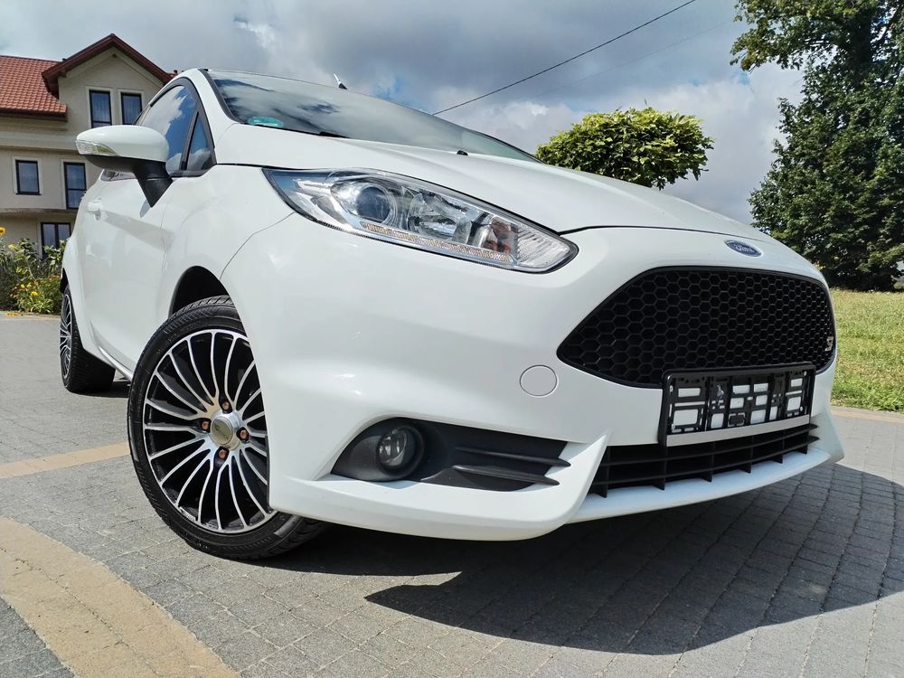 Ford Fiesta Mk7 (2008-) 2013