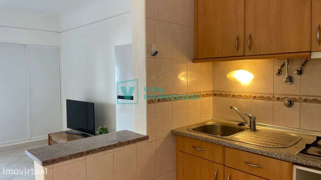 T1 com varanda, piscina e excelente localização em Vilamoura-9