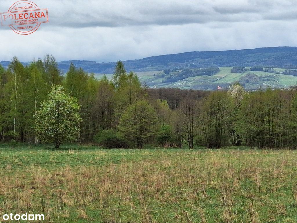 Atrakcyjna działka budowlana, widok na góry