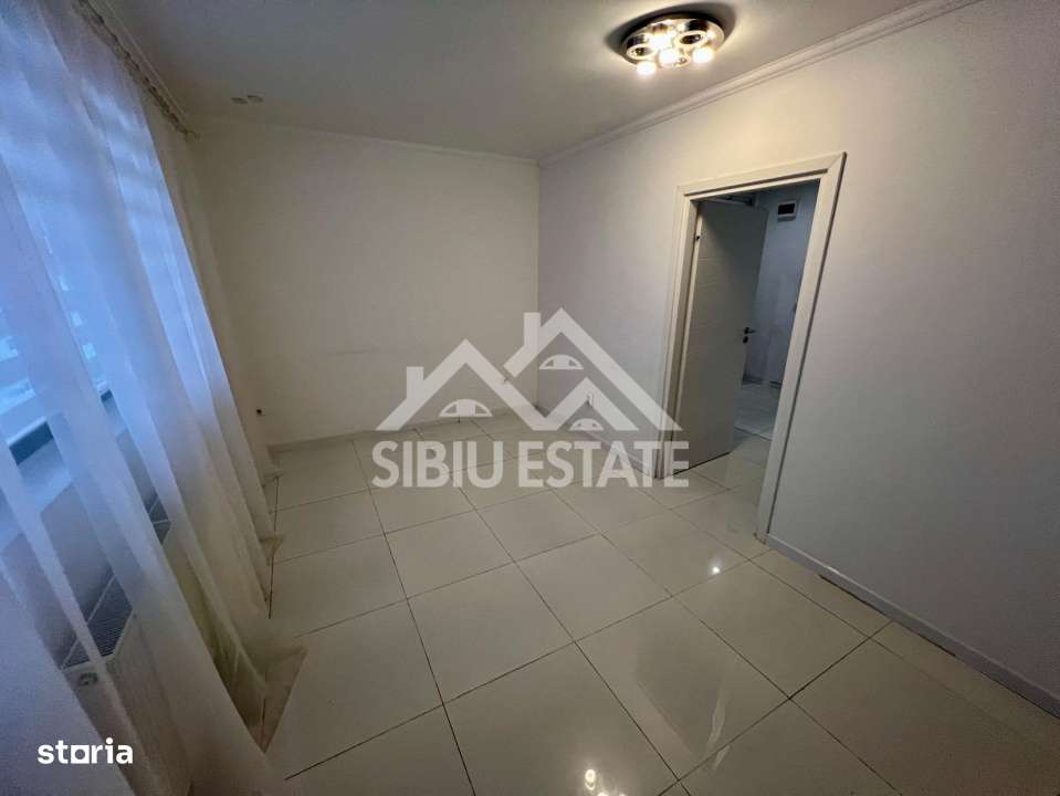 Spatiu comercial LA PRET DE APARTAMENT in Sibiu cu s. utila 56 mp.- Zo-18