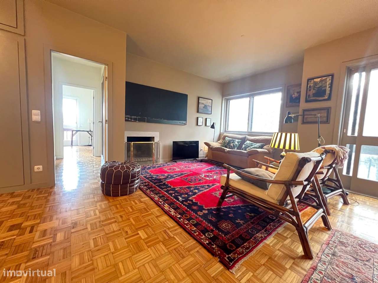 T2 c/ varanda e vista parcial mar na Foz - Grande imagem: 5/19