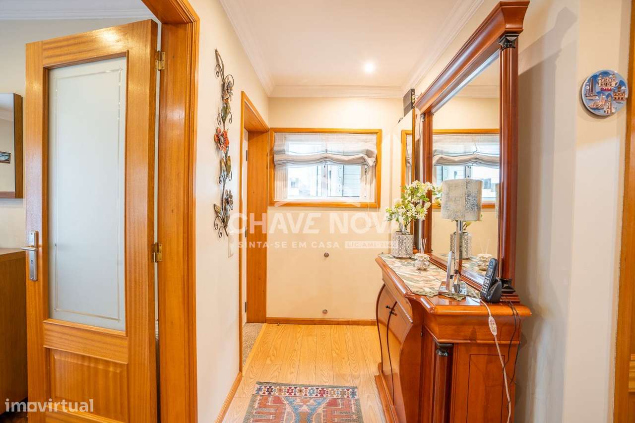 PS - Moradia T3 com Terraço e Garagem | Próximo da Praia de Lavadores - Grande imagem: 5/19