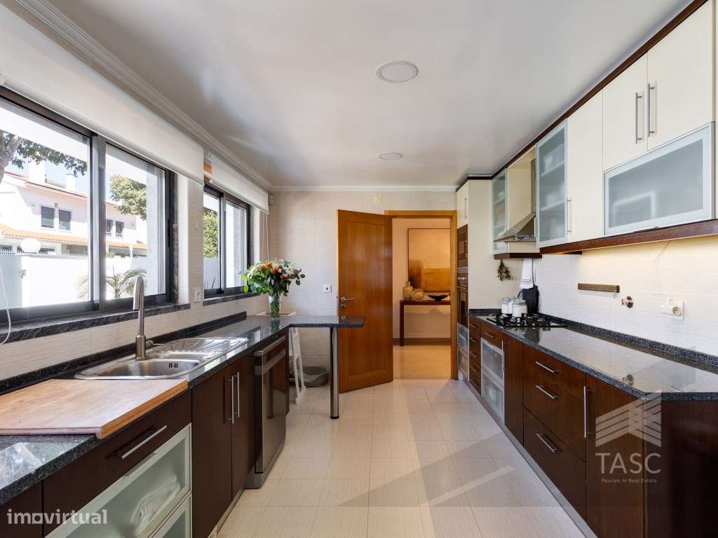 Moradia Geminada em Bicesse-16