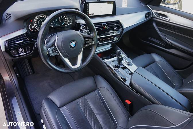 BMW Seria 5 530e - 12